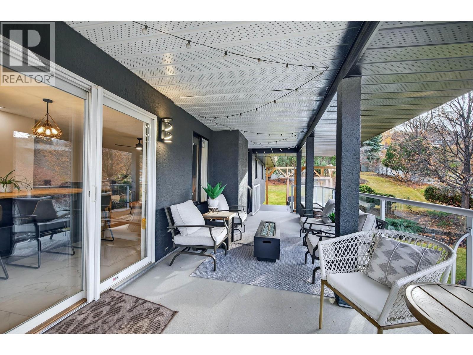 1095 Laurel Place - 55