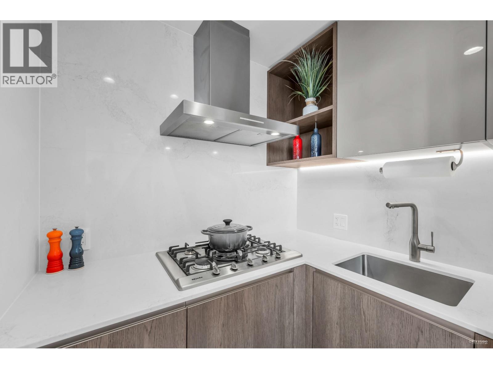 #1204-6855 PEARSON Way, Richmond