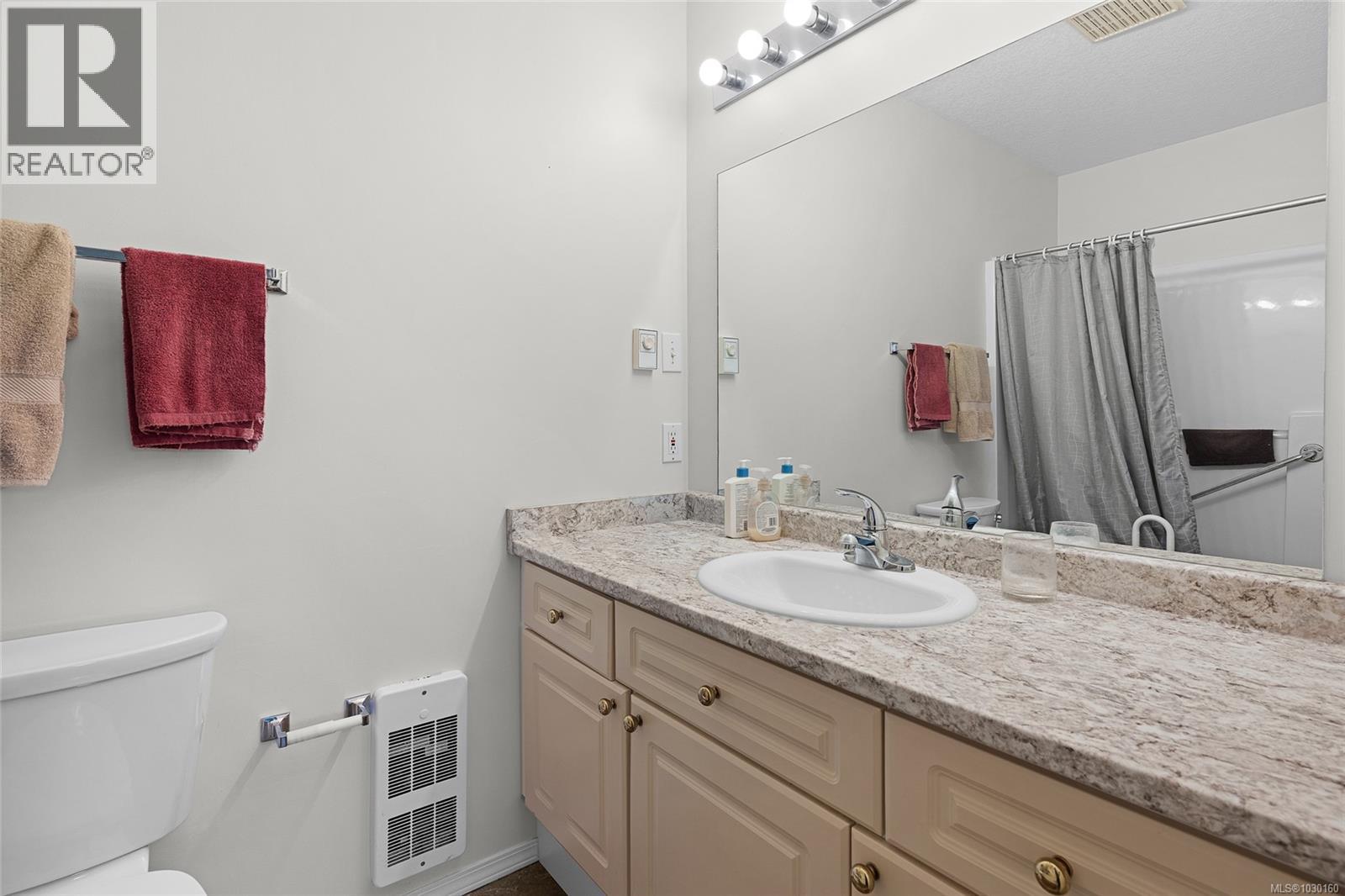 604 265 Mills Street, Parksville