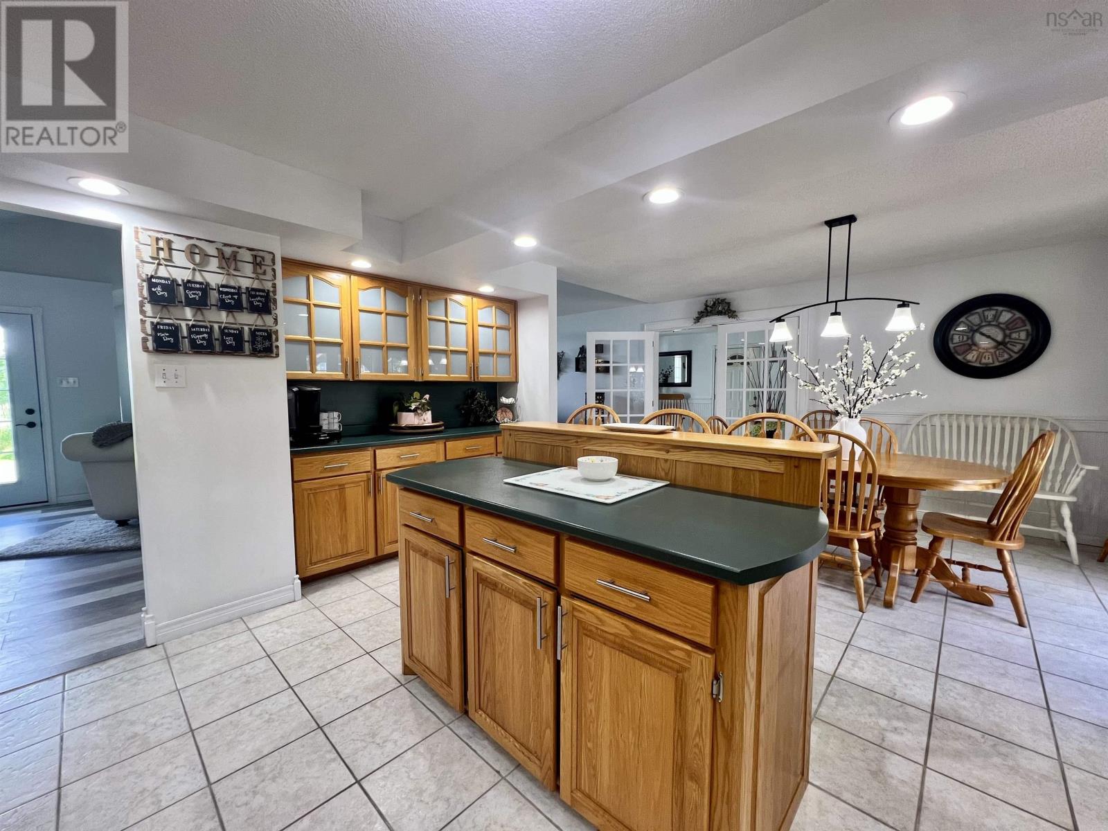 Property 37 of 46 of 1042 Pleasant Valley Road