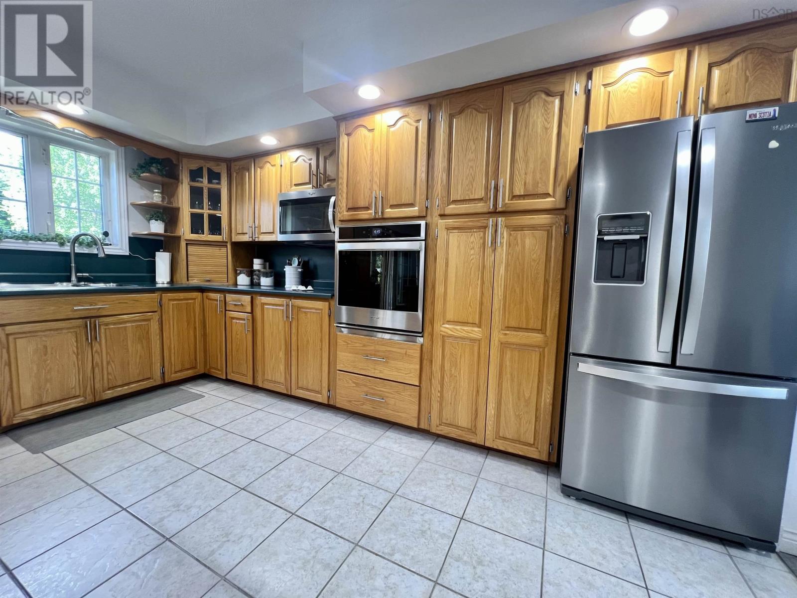 Property 39 of 46 of 1042 Pleasant Valley Road