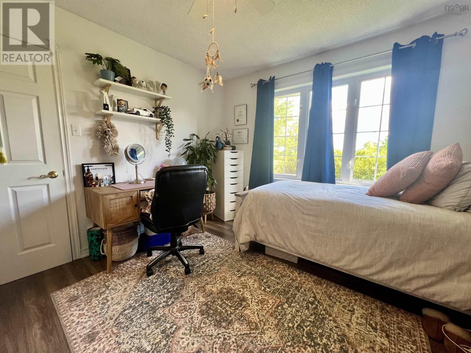 Property 16 of 46 of 1042 Pleasant Valley Road