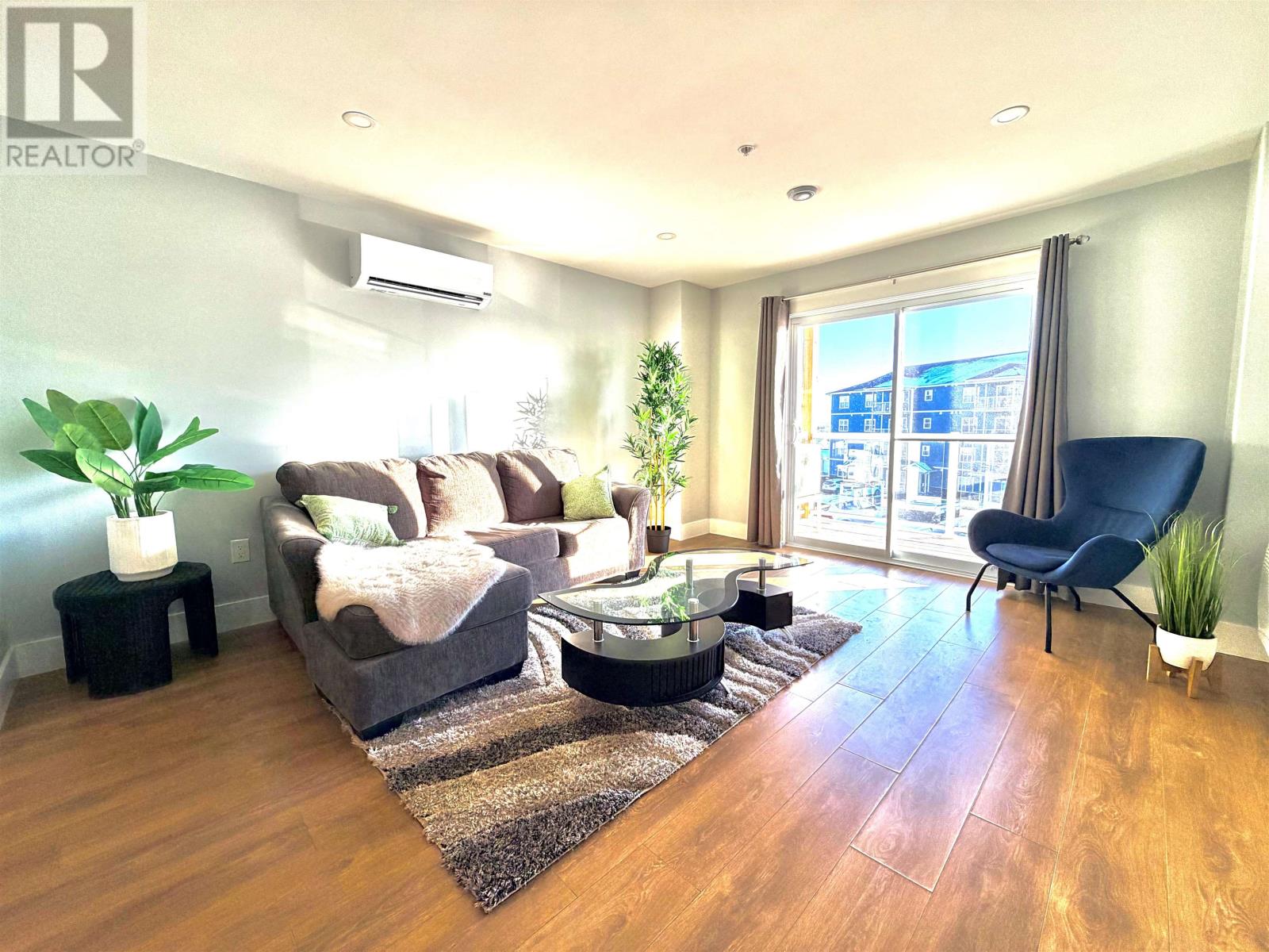 #202 24 Gilbert Drive - 11