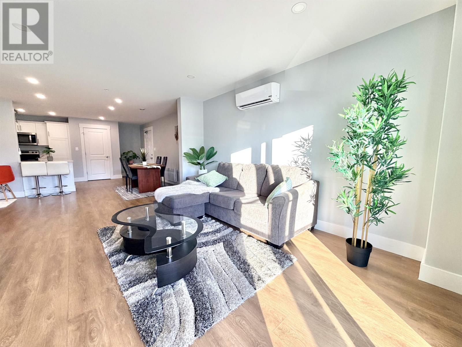 #202 24 GILBERT DRIVE - 12