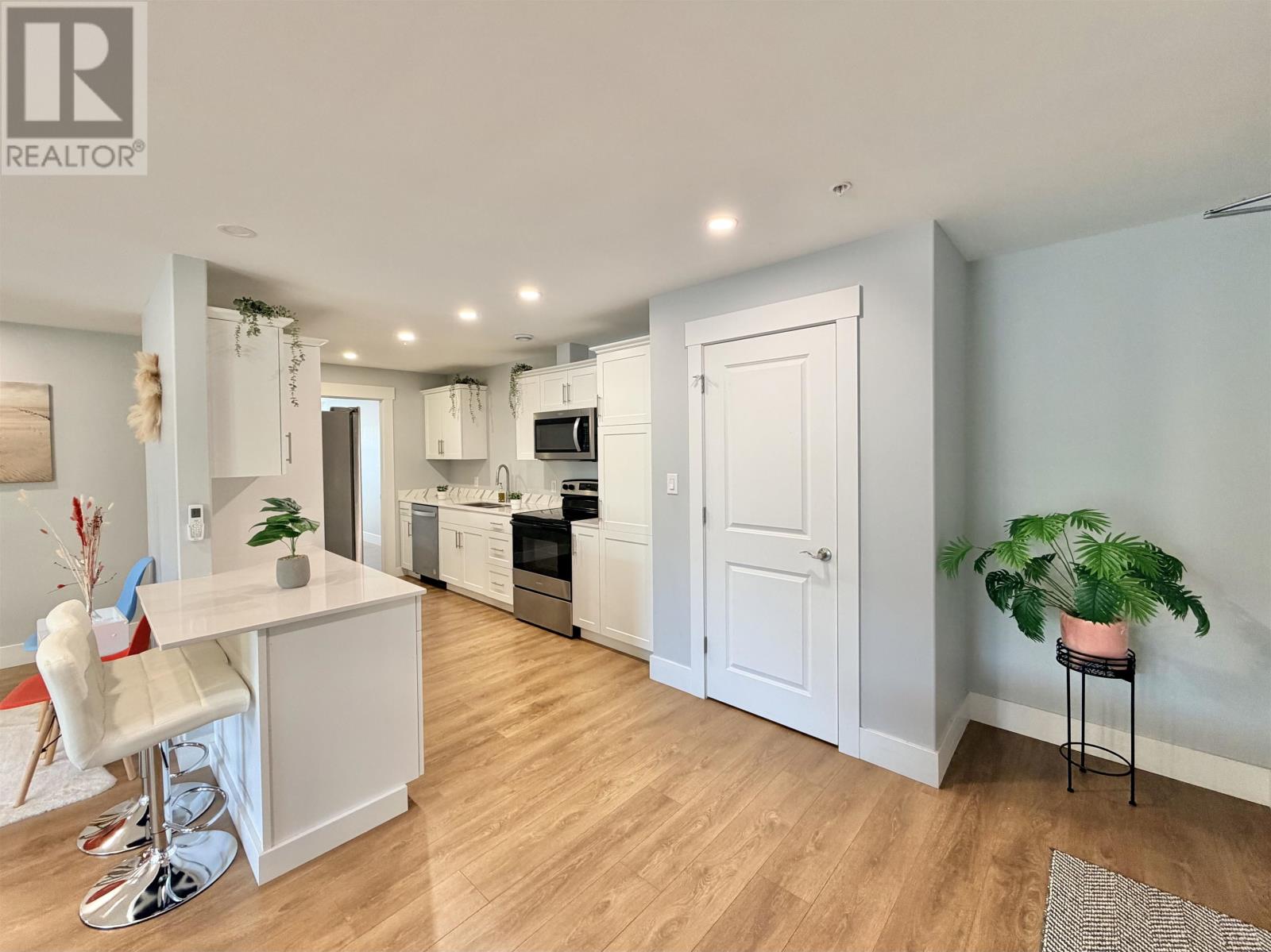 #202 24 GILBERT DRIVE - 22