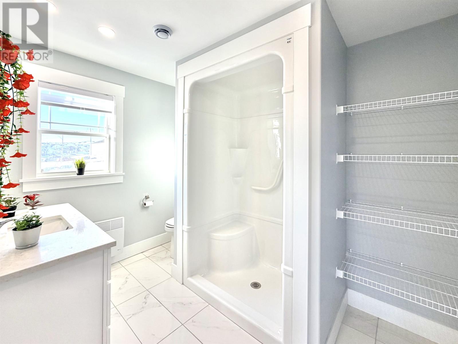 #202 24 GILBERT DRIVE - 29