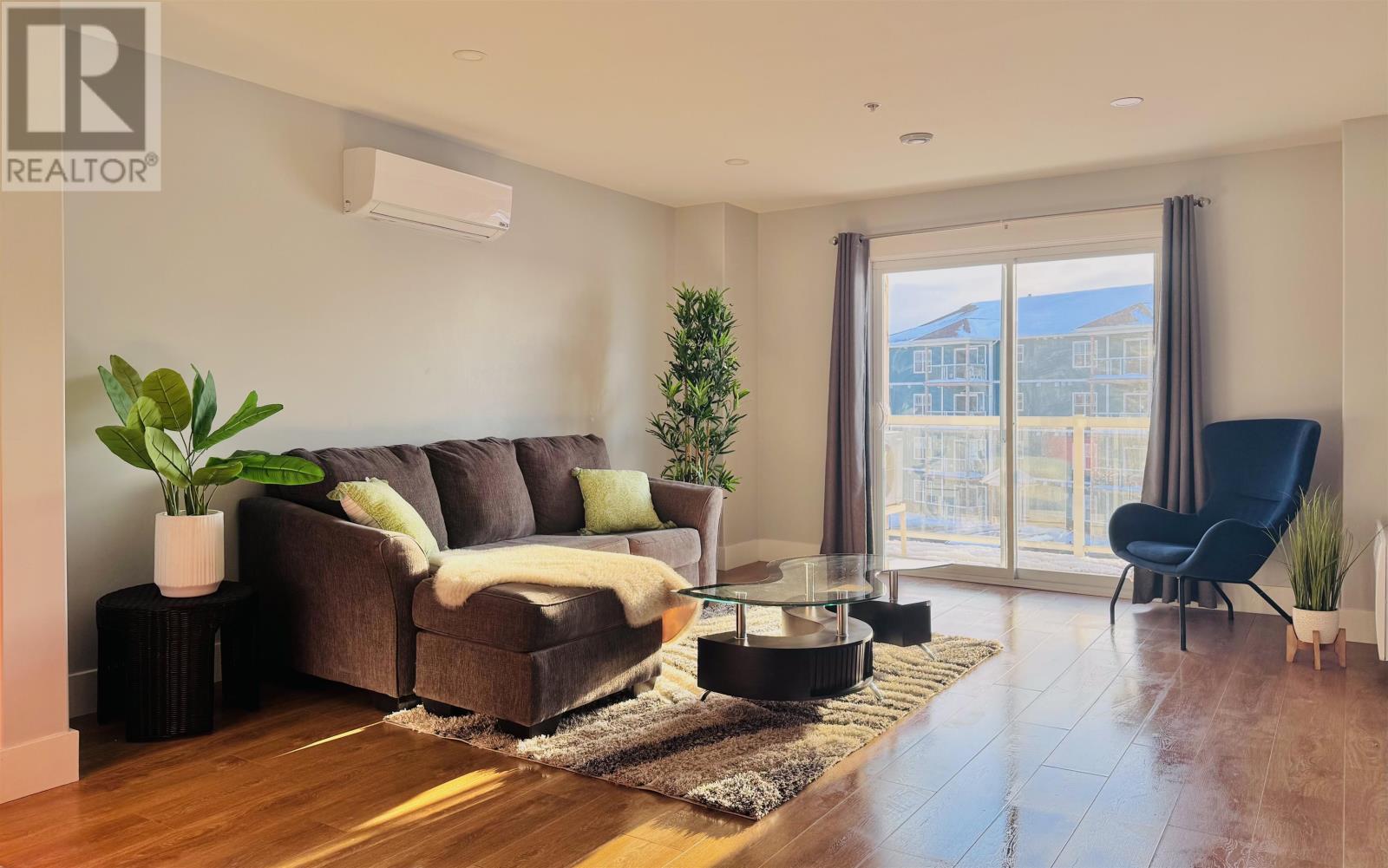 #202 24 Gilbert Drive - 31
