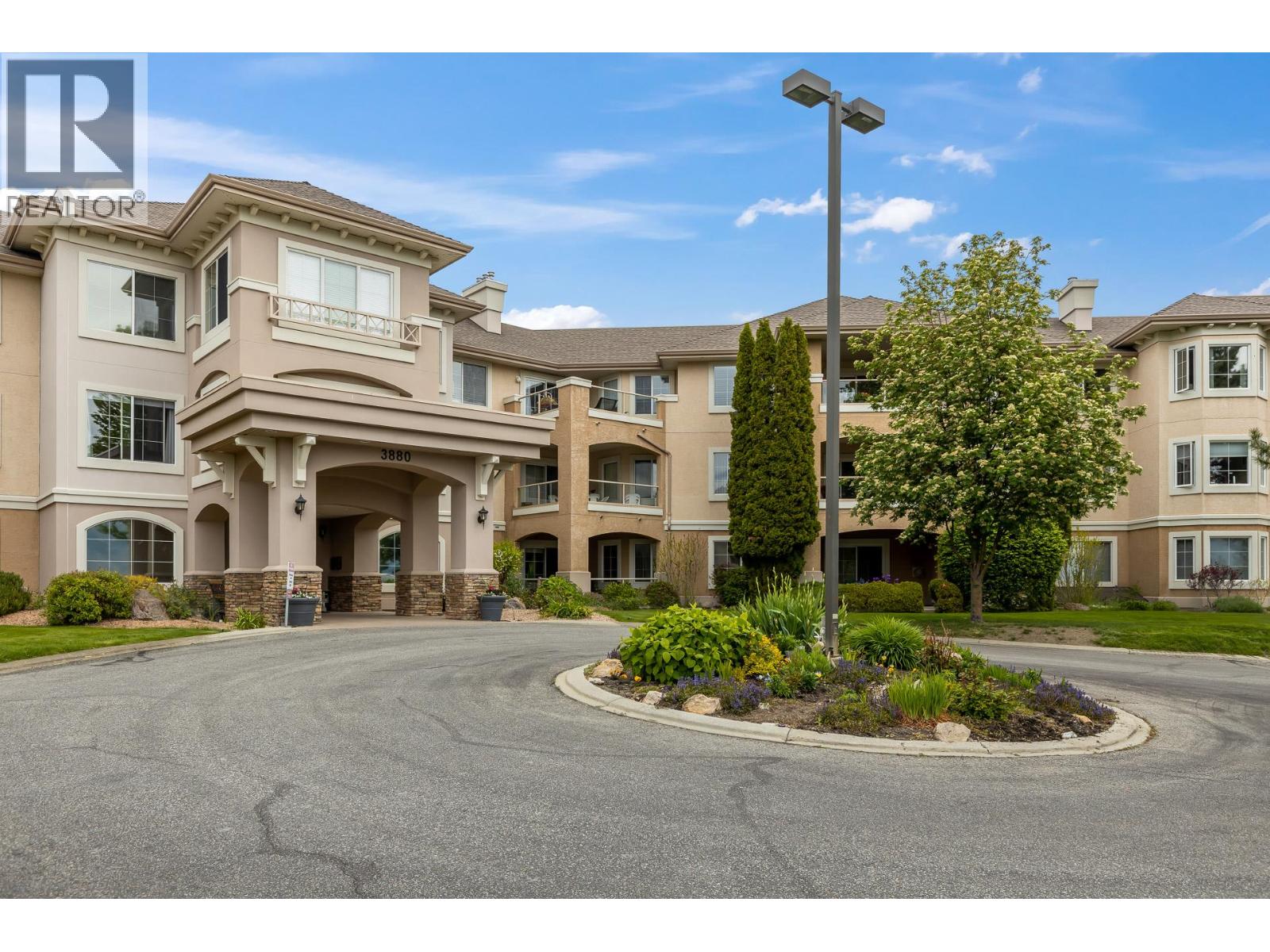 202 3890 Brown Road, West Kelowna