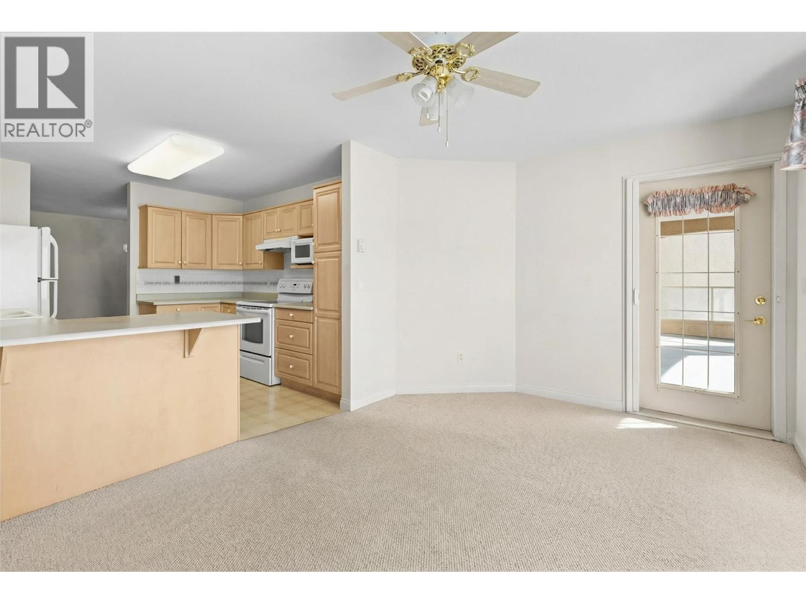 202 3890 Brown Road, West Kelowna