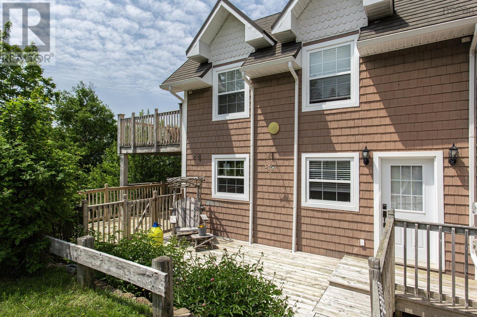 Property 36 of 49 of 8831 St. Croix Cove Road