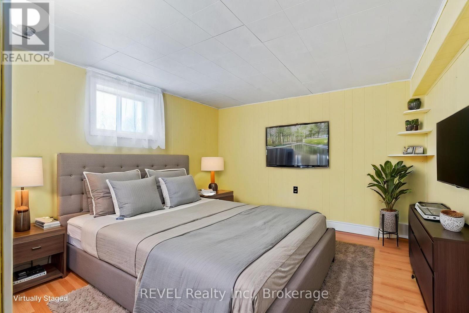 11 MELROSE AVENUE,St. Catharines (Oakdale),,