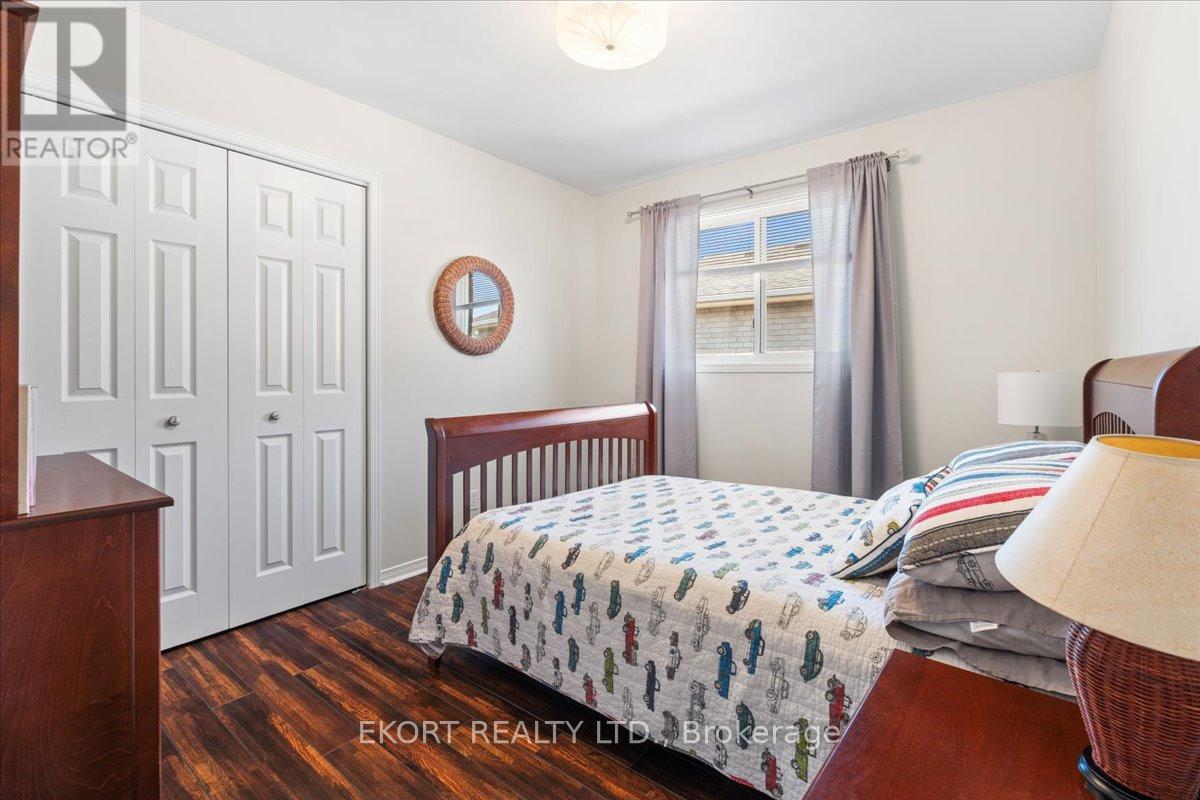 9 HURON LANE — photo 22