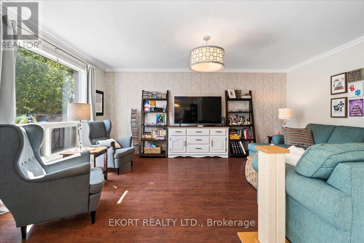 9 HURON LANE - 18