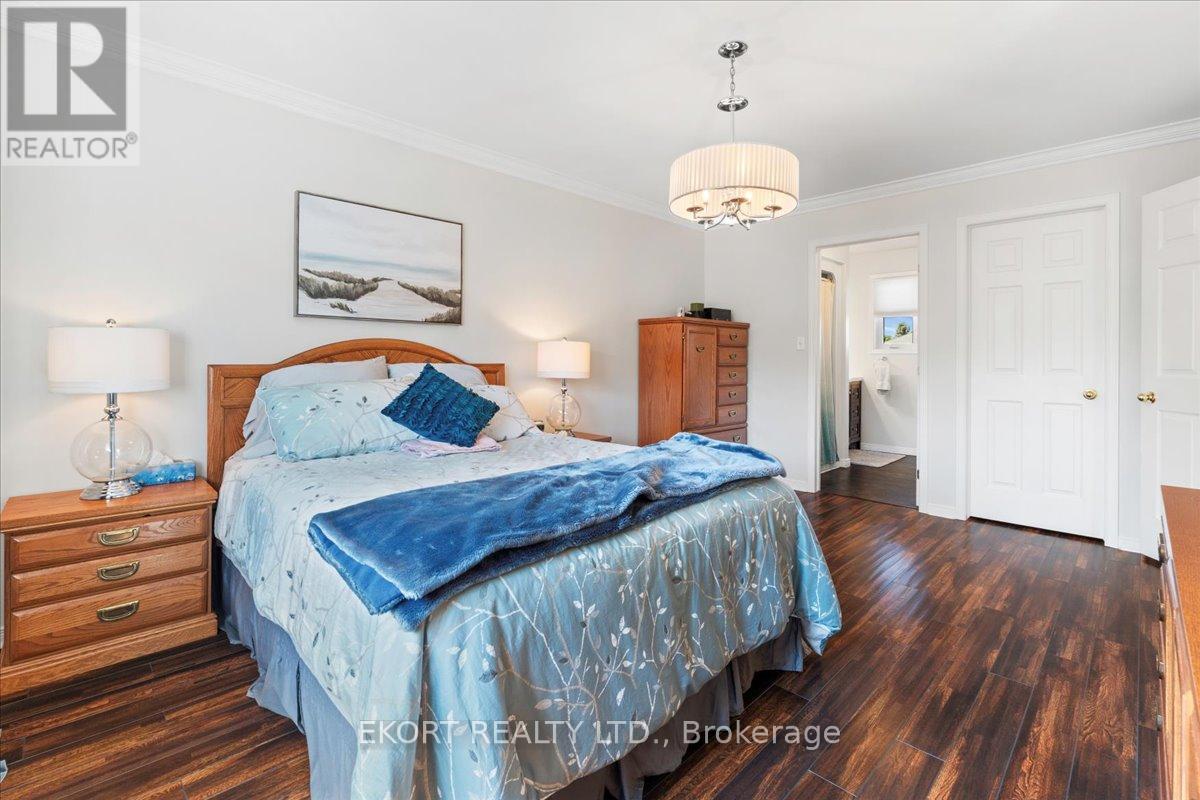 9 HURON LANE — photo 31
