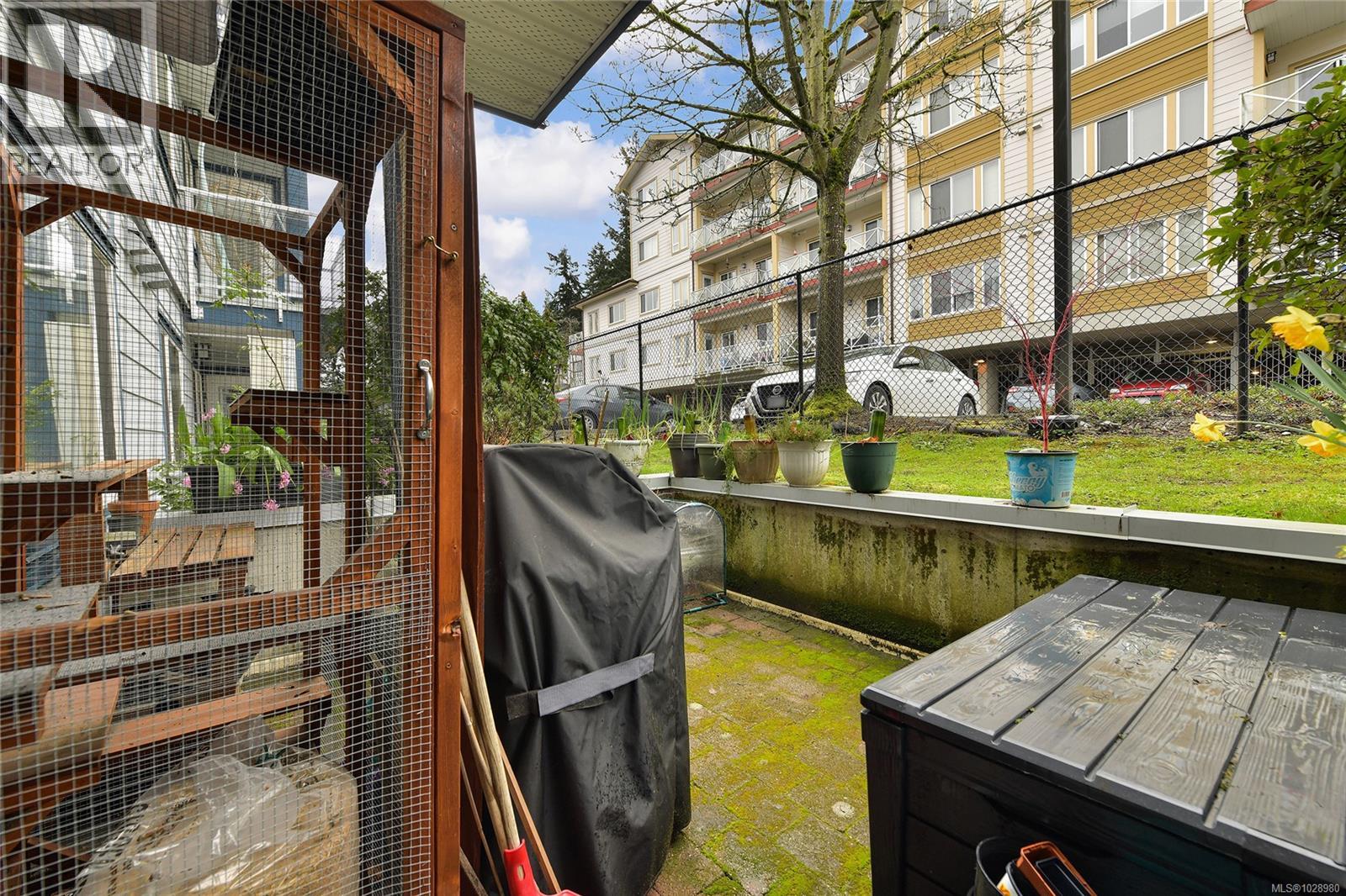 102 383 Wale Road, Colwood