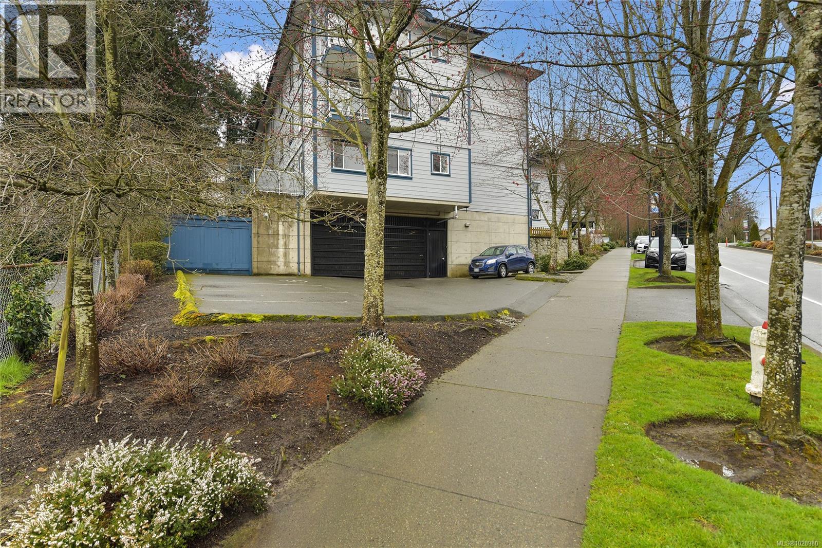 102 383 Wale Road, Colwood