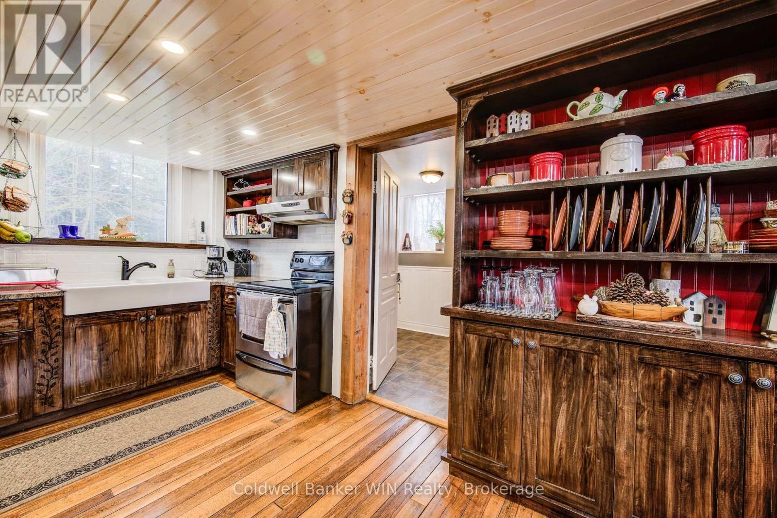 392774 SOUTHGATE 39 SIDE ROAD - 10