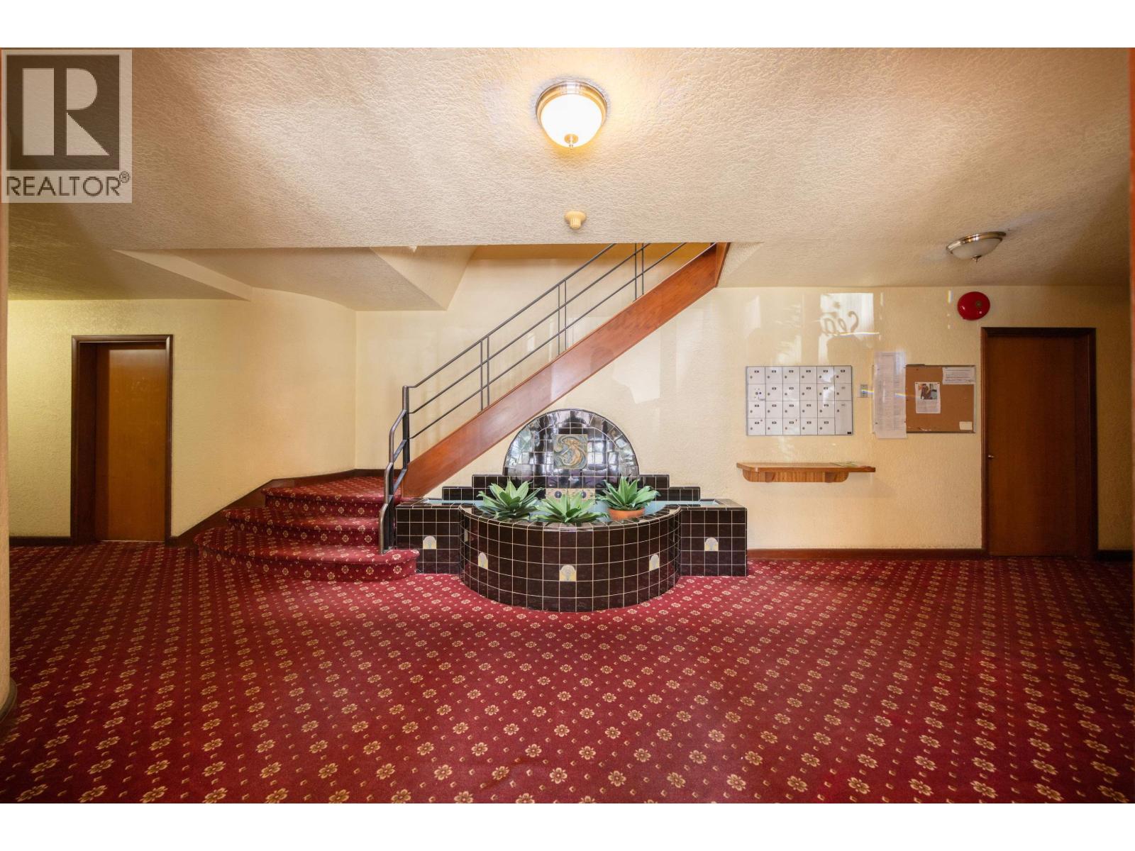 303 1565 BURNABY STREET