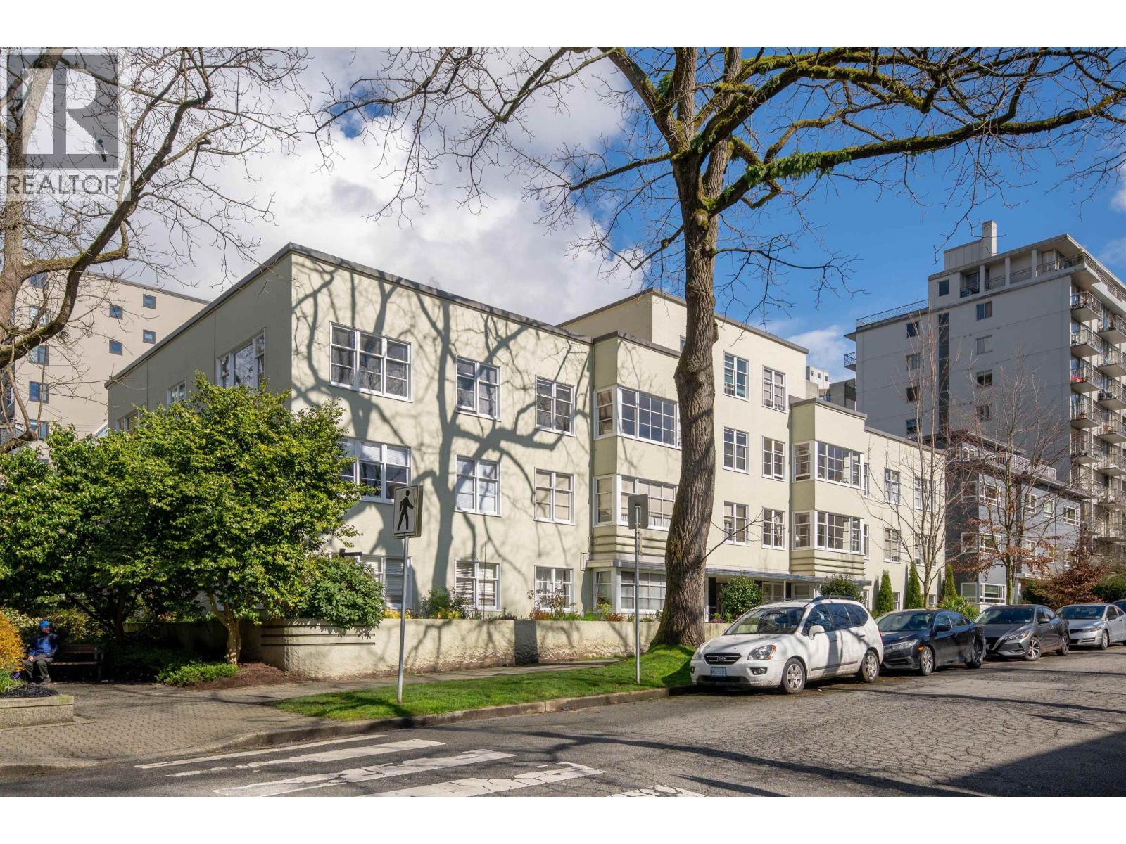 303 1565 BURNABY Street - photo 2