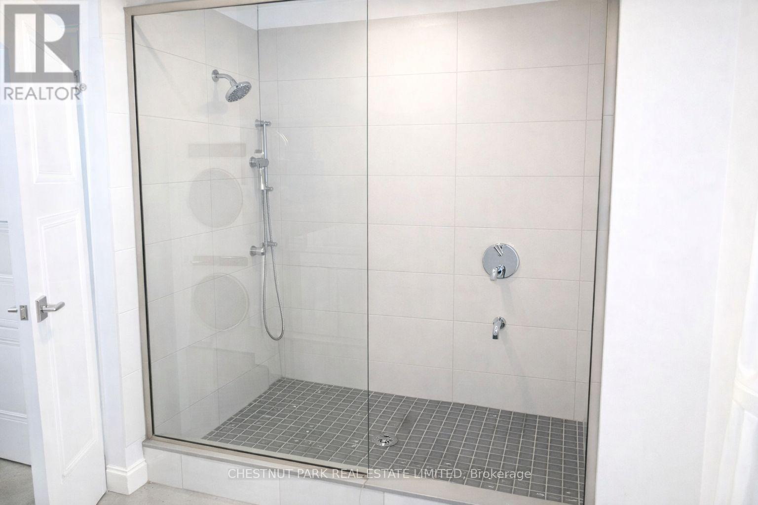 Single Family House Raised bungalow for Sale in  GLAMORGAN ROAD Highlands East (Glamorgan) 