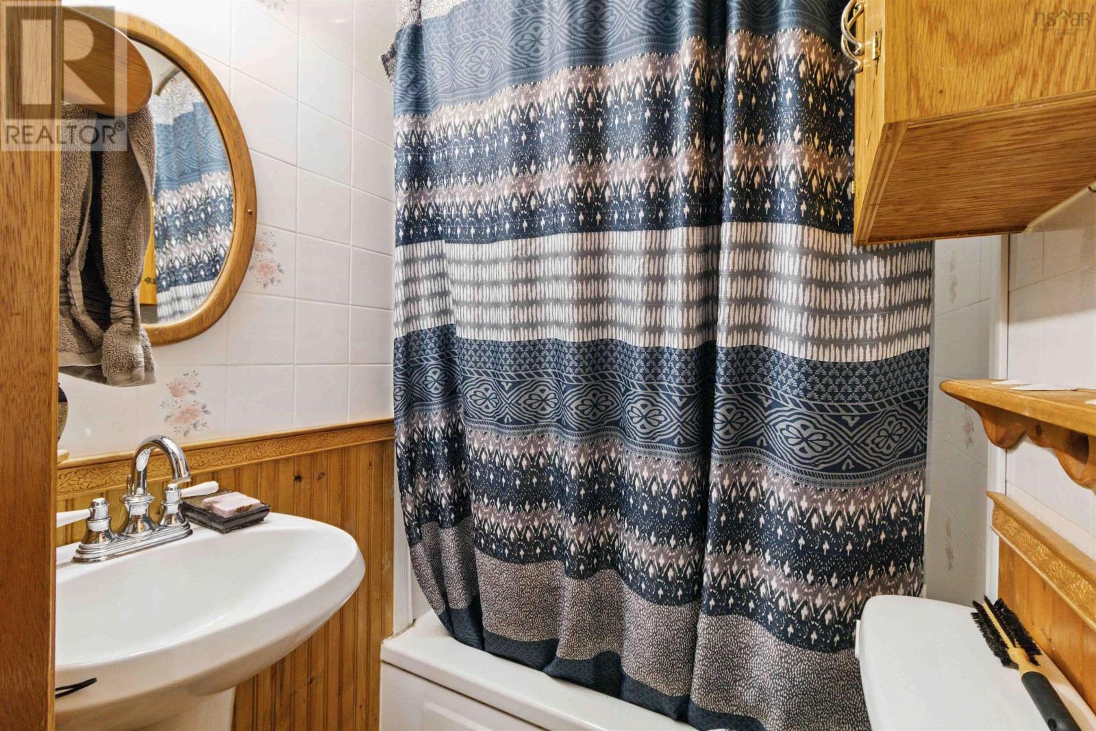 Property 23 of 50 of 22 Hogg Lane