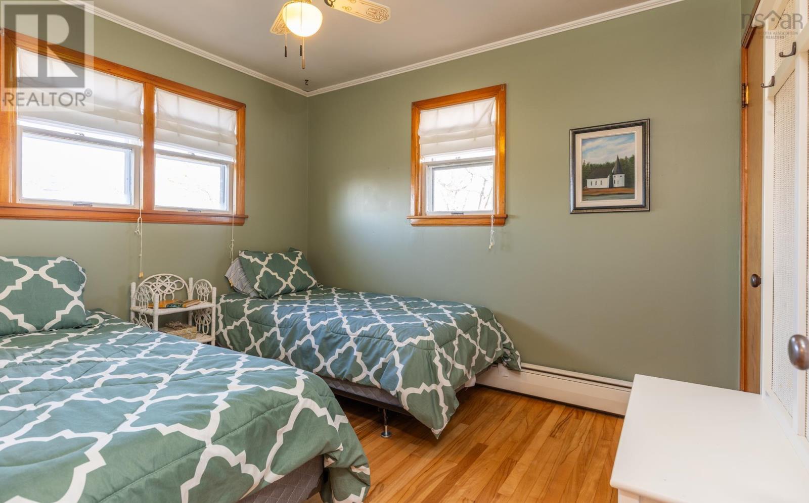 Property 29 of 41 of 911 Highway 335