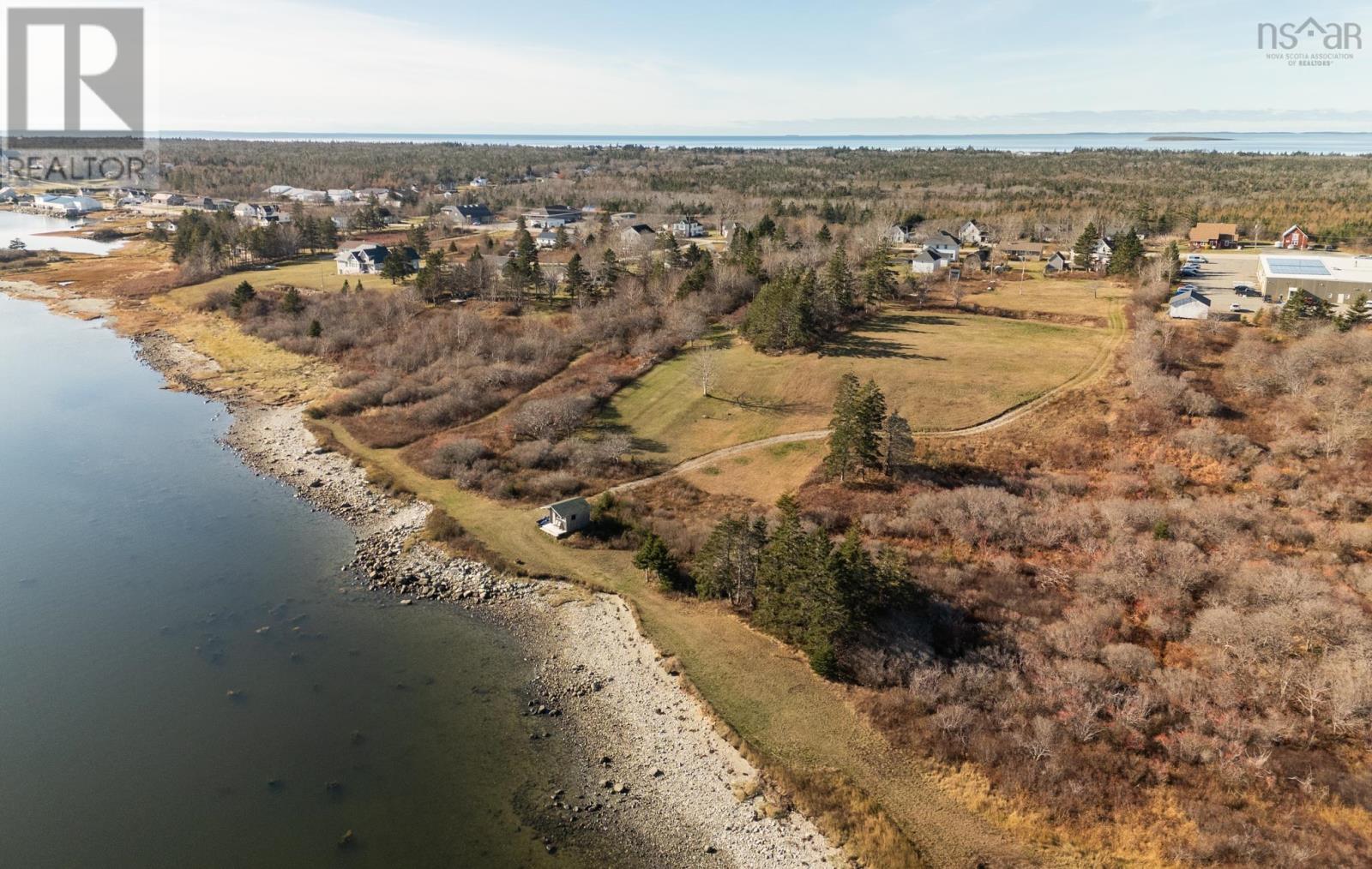 Property 25 of 41 of 911 Highway 335