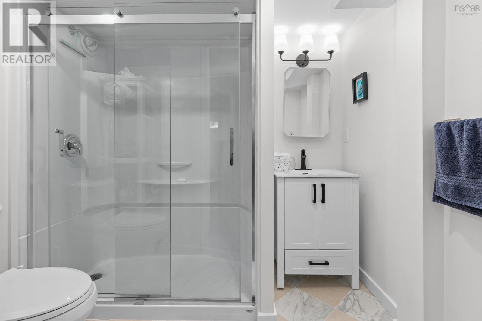 Property 38 of 50 of 6029 Inglis Street