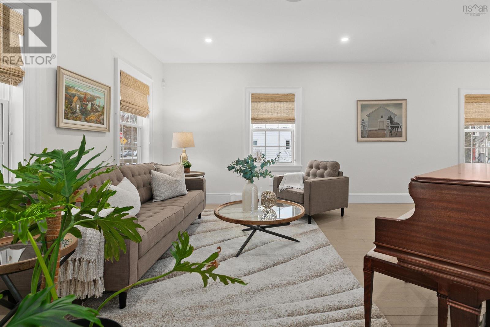 Property 24 of 50 of 6029 Inglis Street