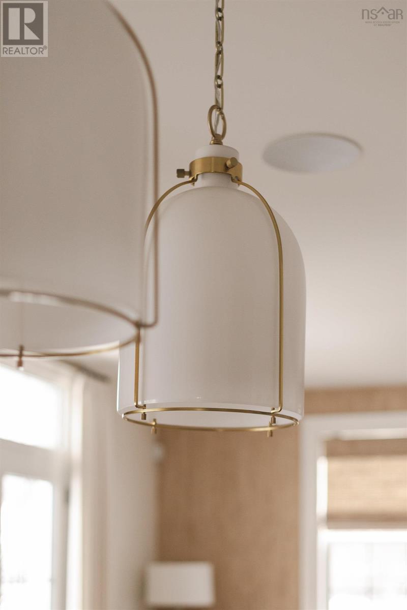 Property 36 of 50 of 6029 Inglis Street