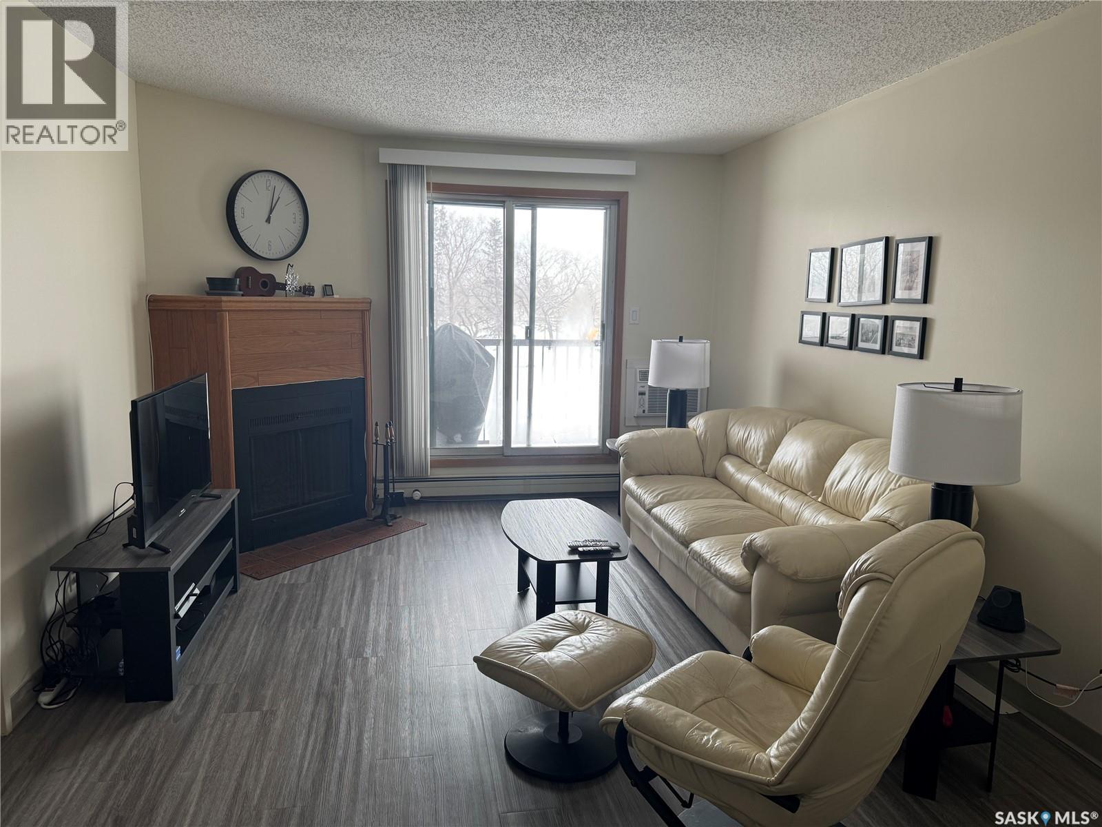 Single Family House Low rise for Sale in A  th STREET E Saskatoon 