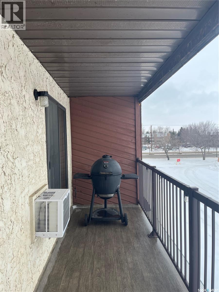 Single Family House Low rise for Sale in A  th STREET E Saskatoon 