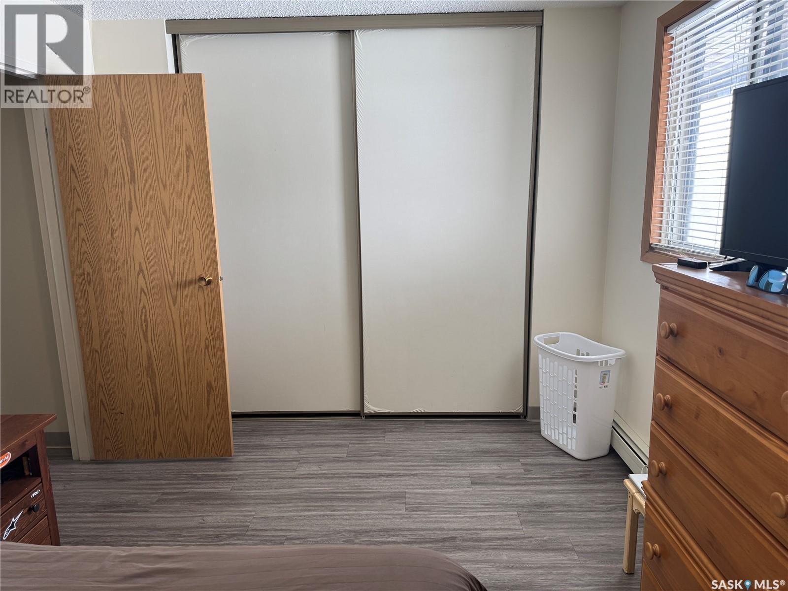 Single Family House Low rise for Sale in A  th STREET E Saskatoon 