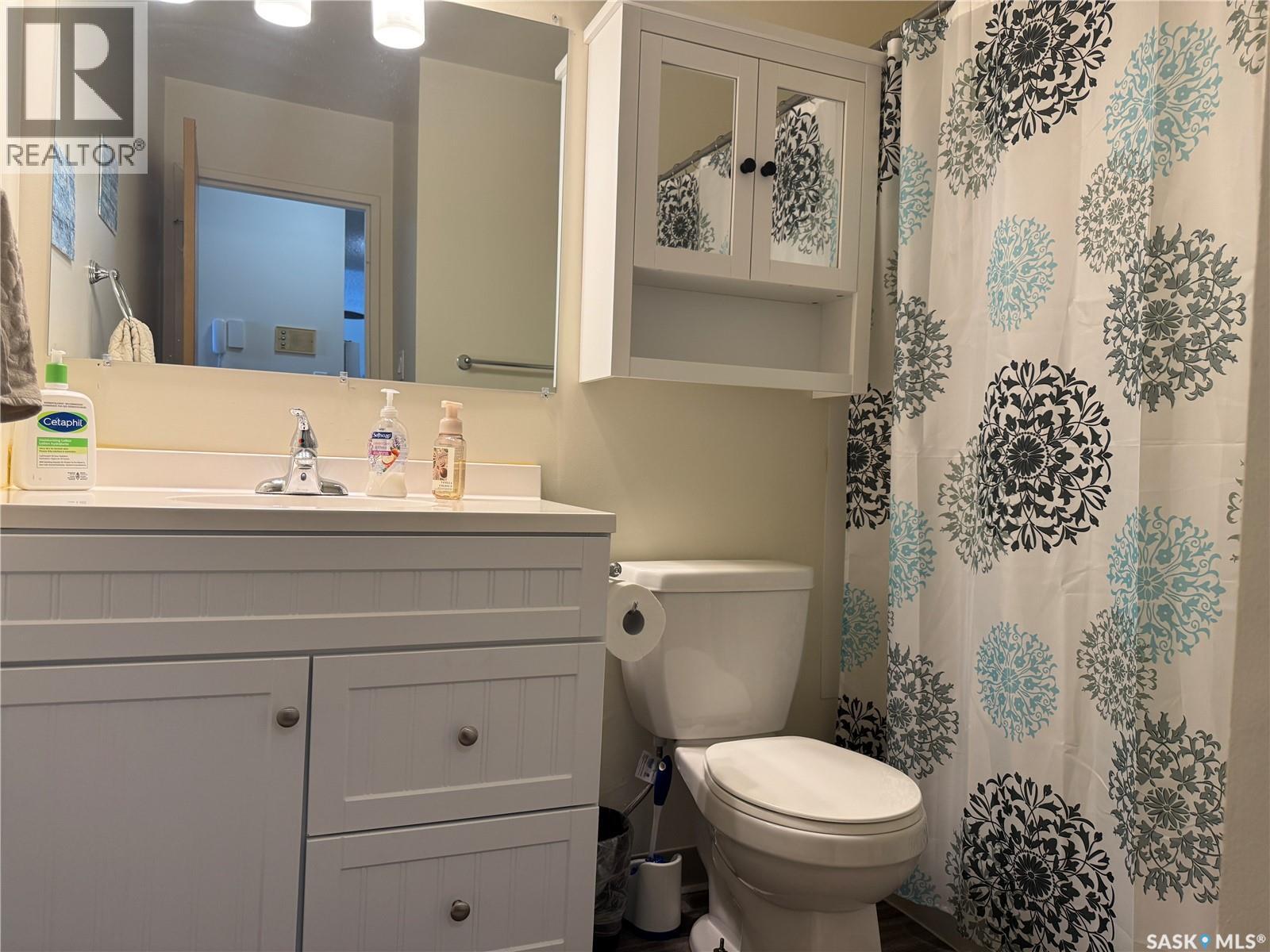 Single Family House Low rise for Sale in A  th STREET E Saskatoon 