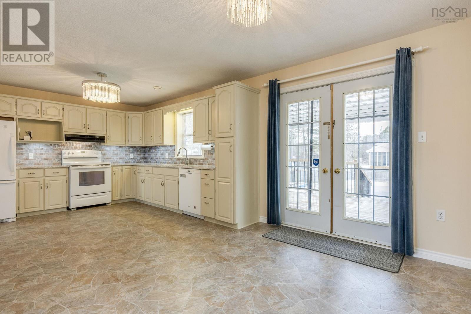 Property 17 of 50 of 23 Valley Road