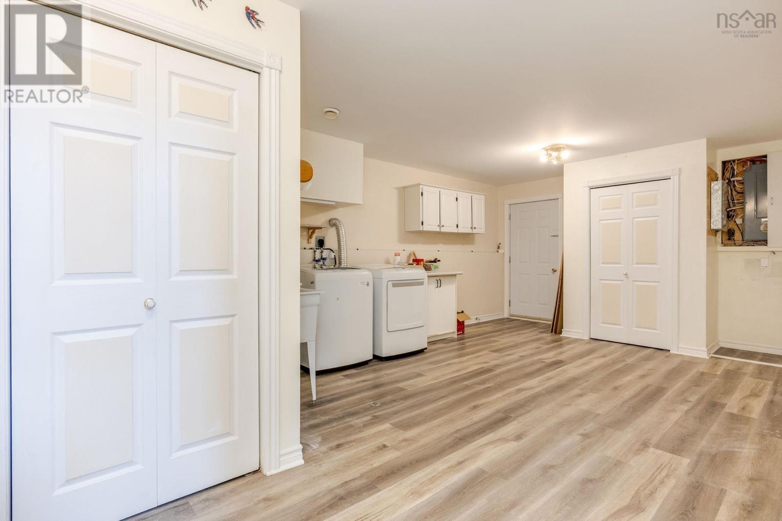 Property 26 of 50 of 23 Valley Road