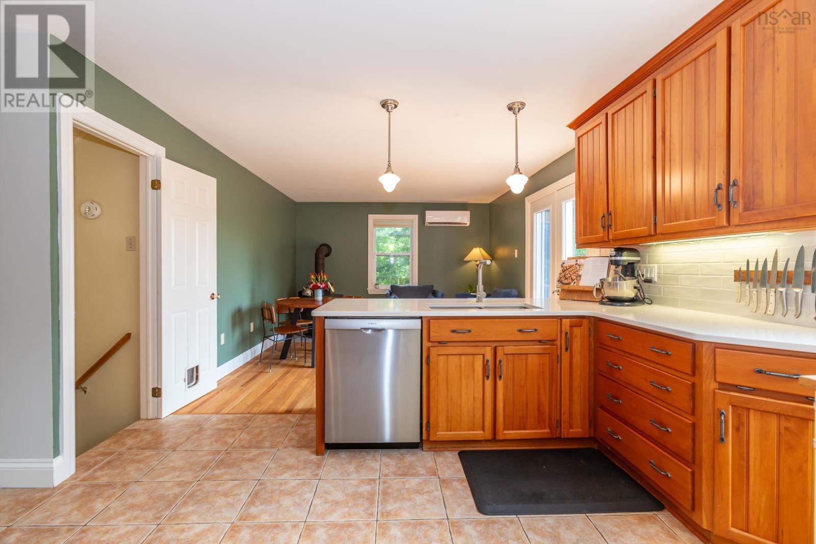 Property 44 of 50 of 40 North Street