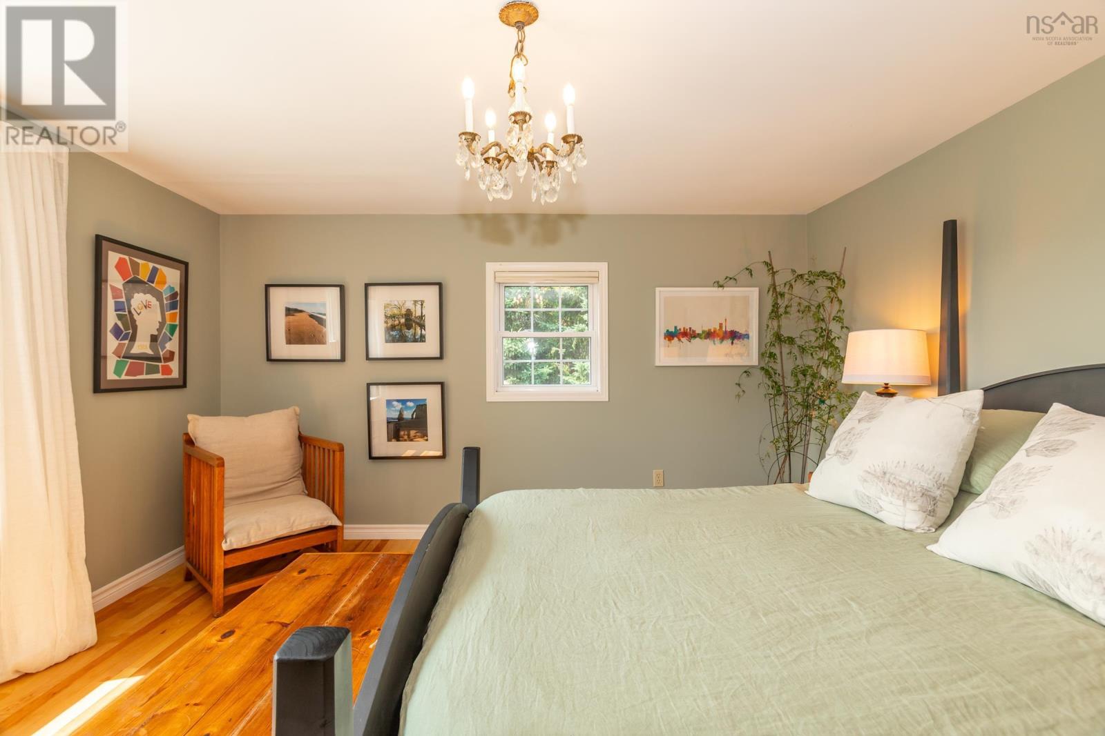 Property 5 of 50 of 40 North Street