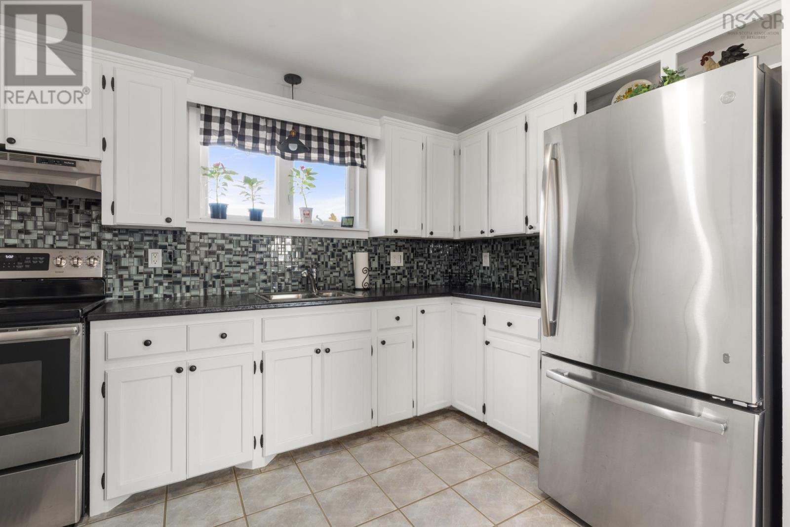 Property 21 of 36 of 2060 Caldwell Road