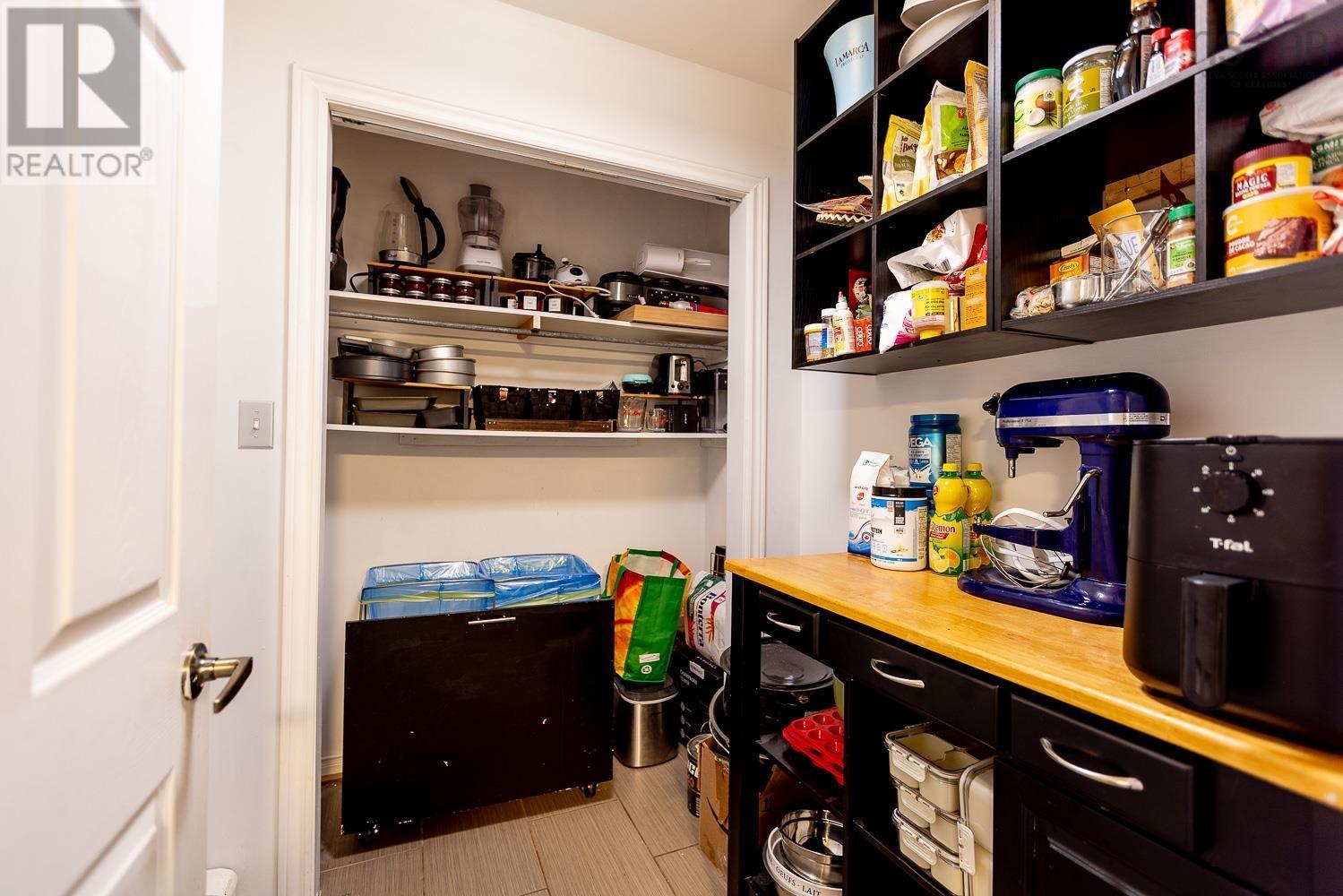 Property 22 of 32 of 54 GLENABBEY Drive