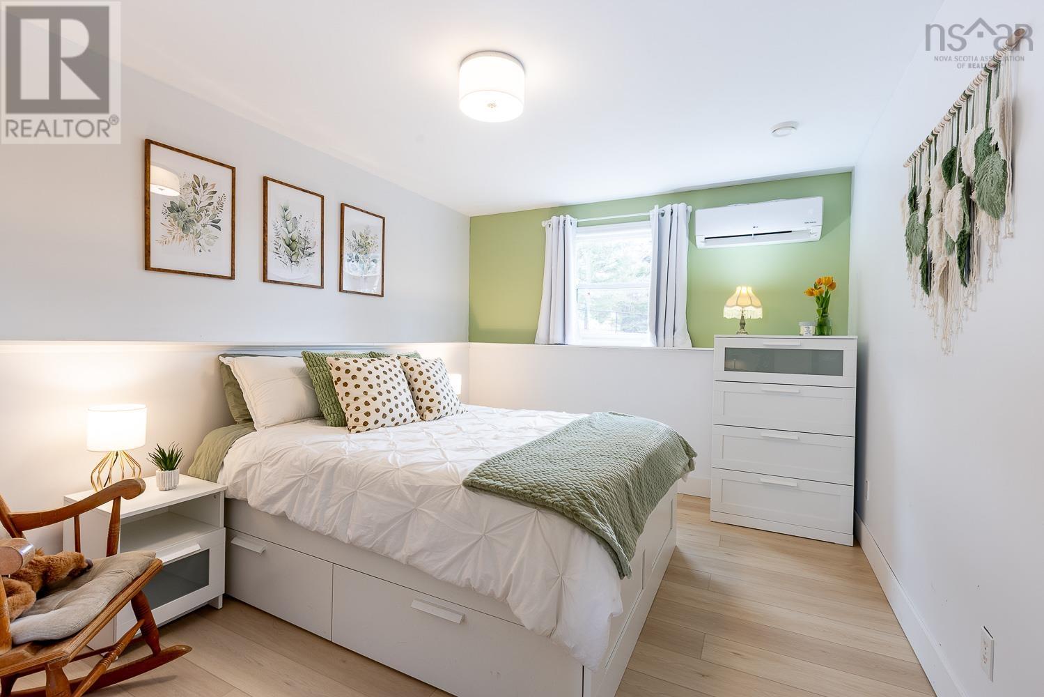 Property 13 of 32 of 54 GLENABBEY Drive