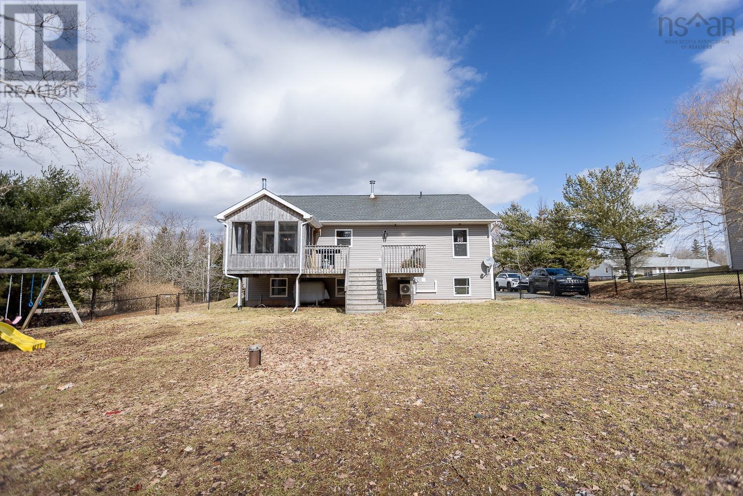 Property 31 of 32 of 54 GLENABBEY Drive