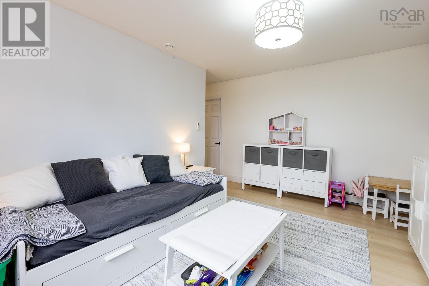 Property 4 of 32 of 54 GLENABBEY Drive