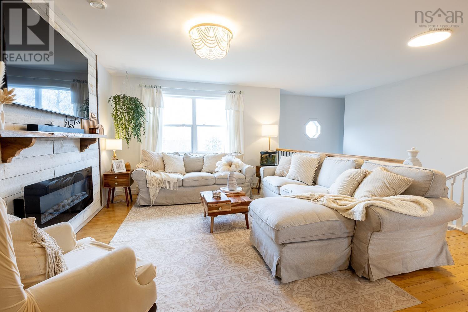 Property 9 of 32 of 54 GLENABBEY Drive