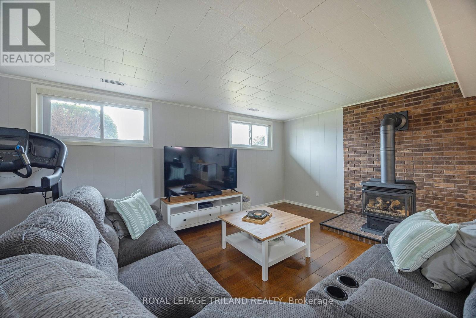 59 LAWRENCE AVENUE Property Photo