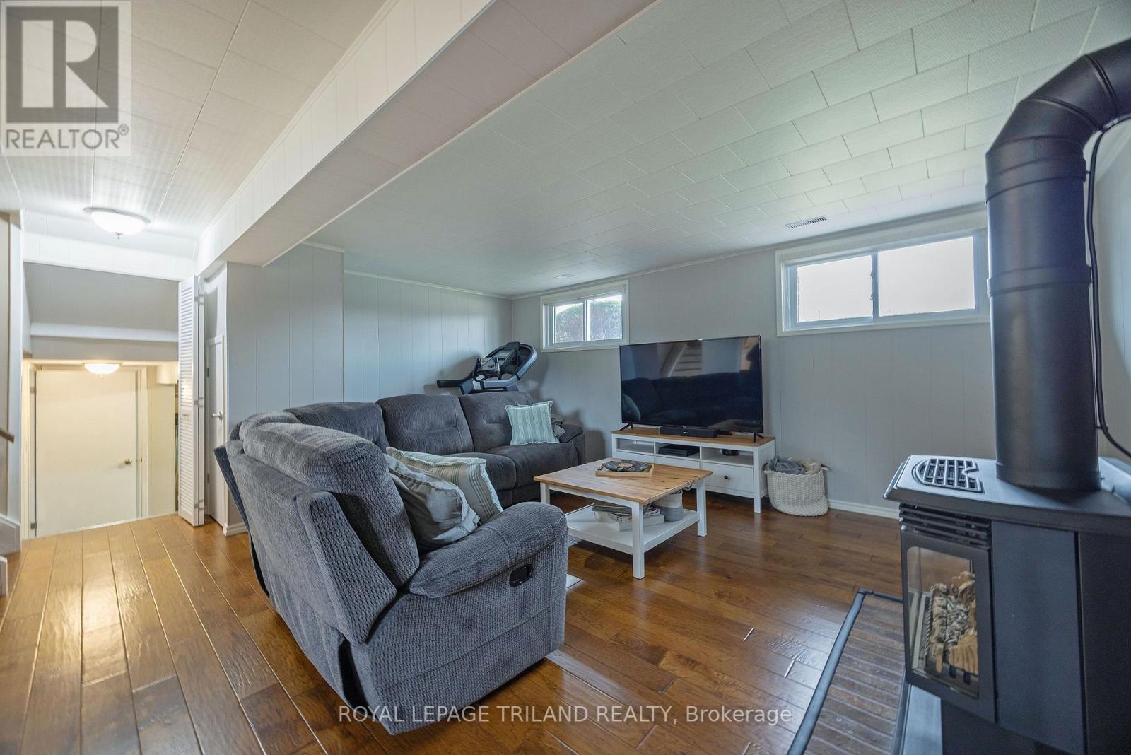 59 LAWRENCE AVENUE Property Photo