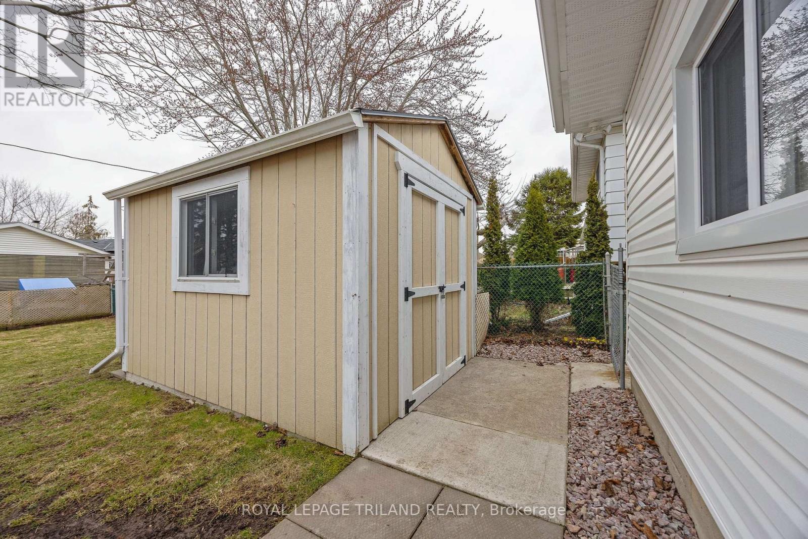 59 LAWRENCE AVENUE Property Photo