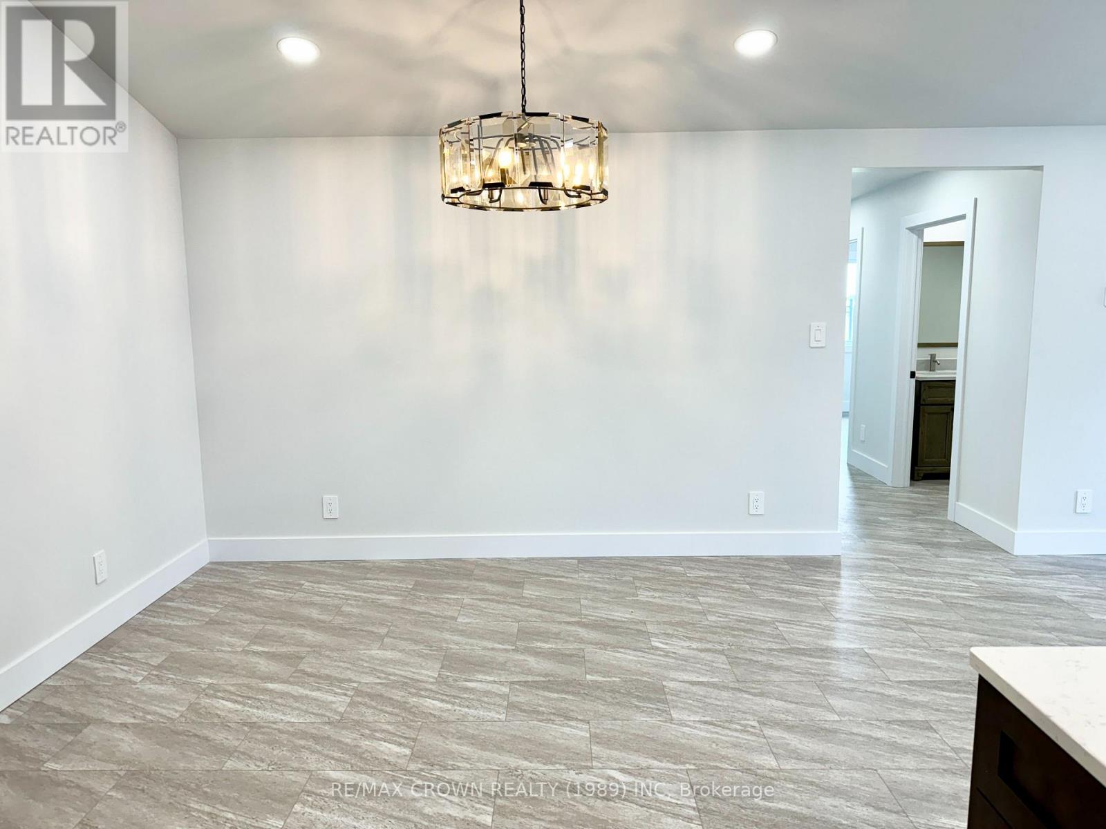 18 GOLF STREET - 15