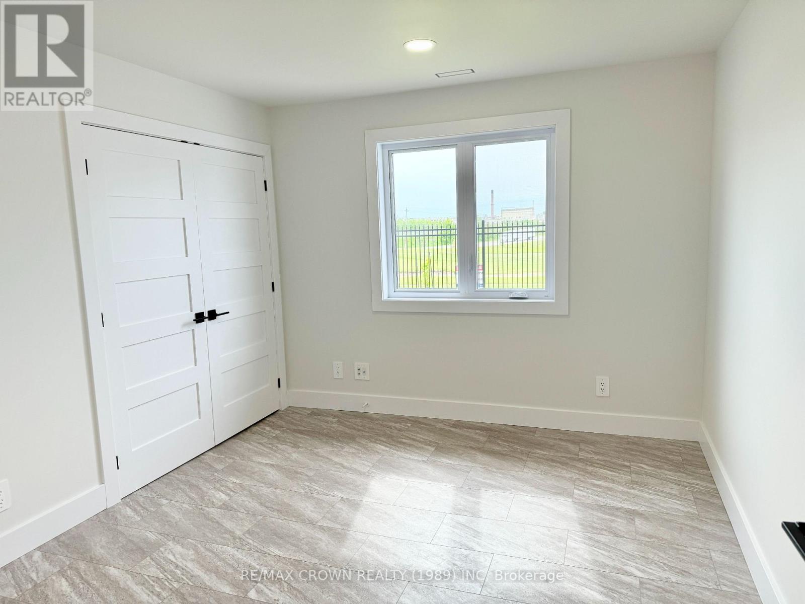 18 GOLF STREET - 28