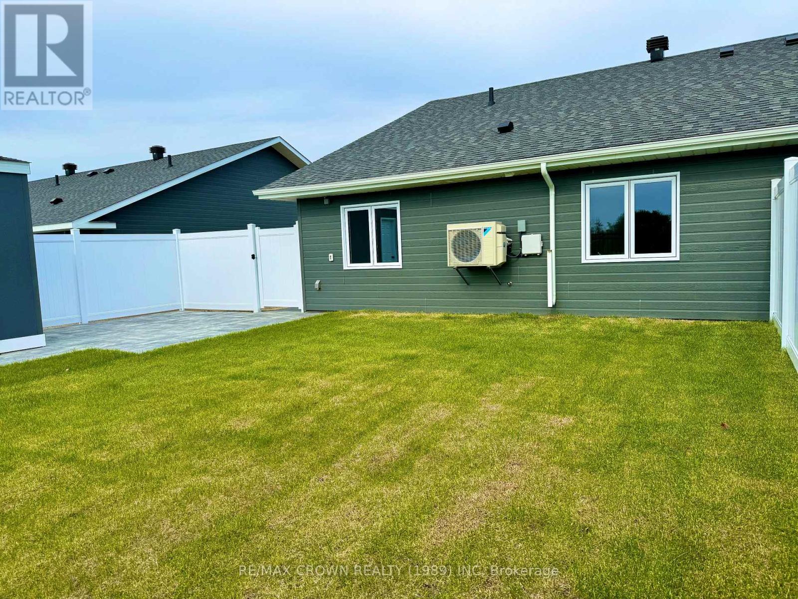 18 GOLF STREET - 37